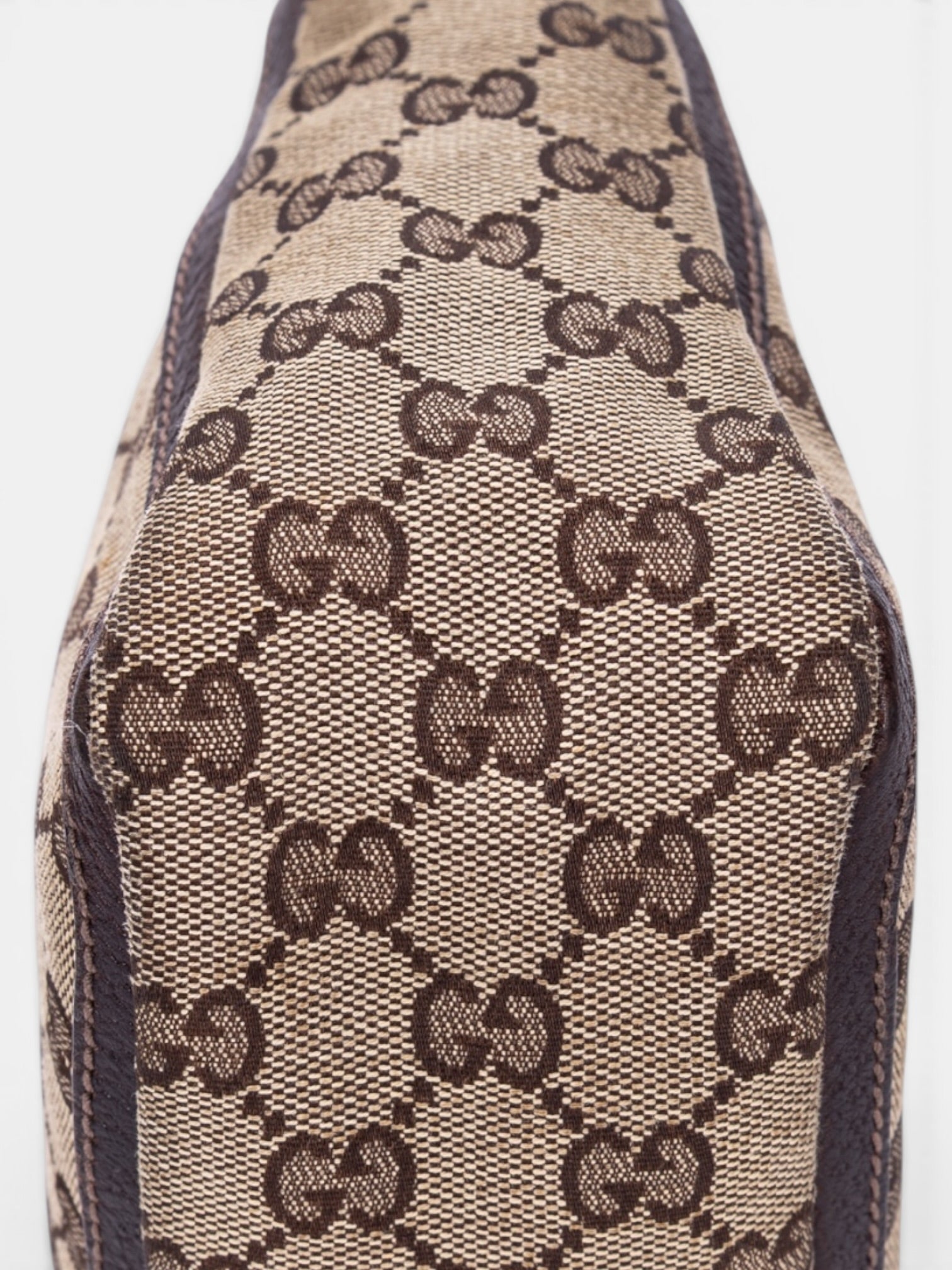 Gucci GG Canvas Abbey Zip Shoulder Bag In Brown