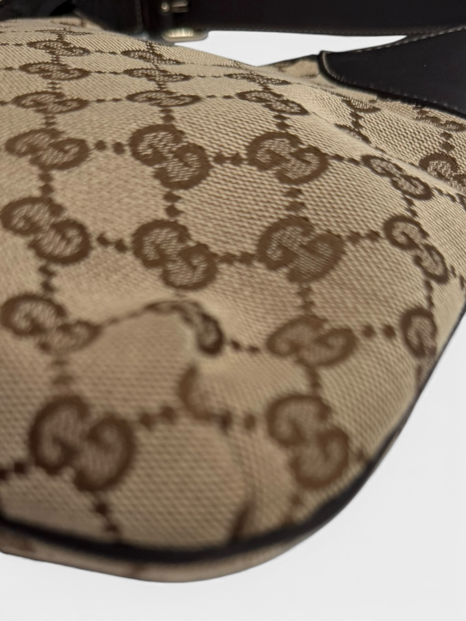 Gucci Shoulder Bag